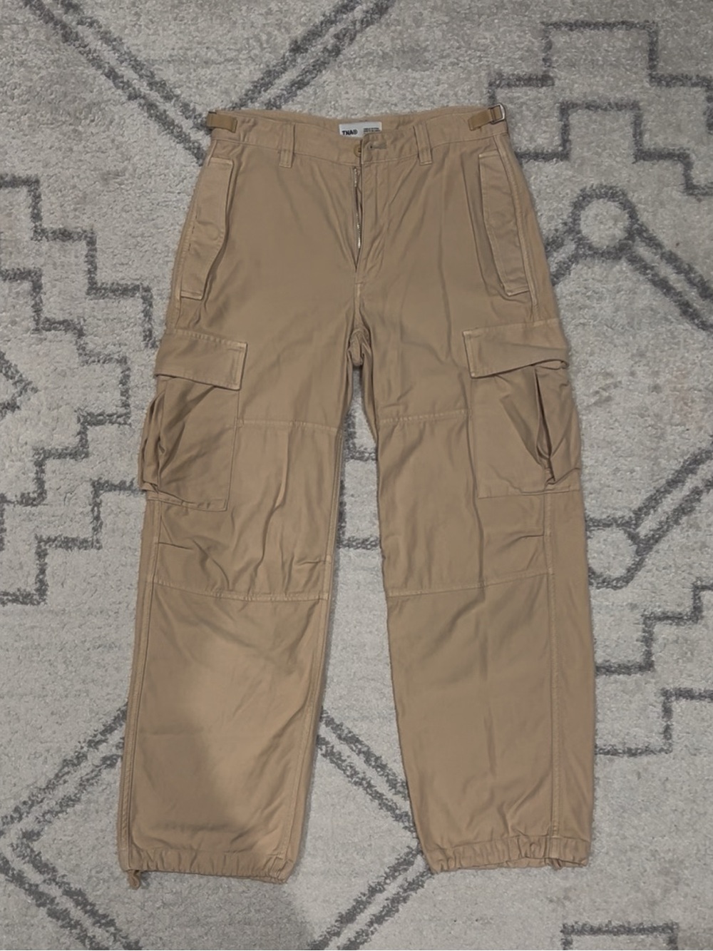 Aritzia TNA Women's Supply Cargo Pant Ad Humus Beige Size 6
